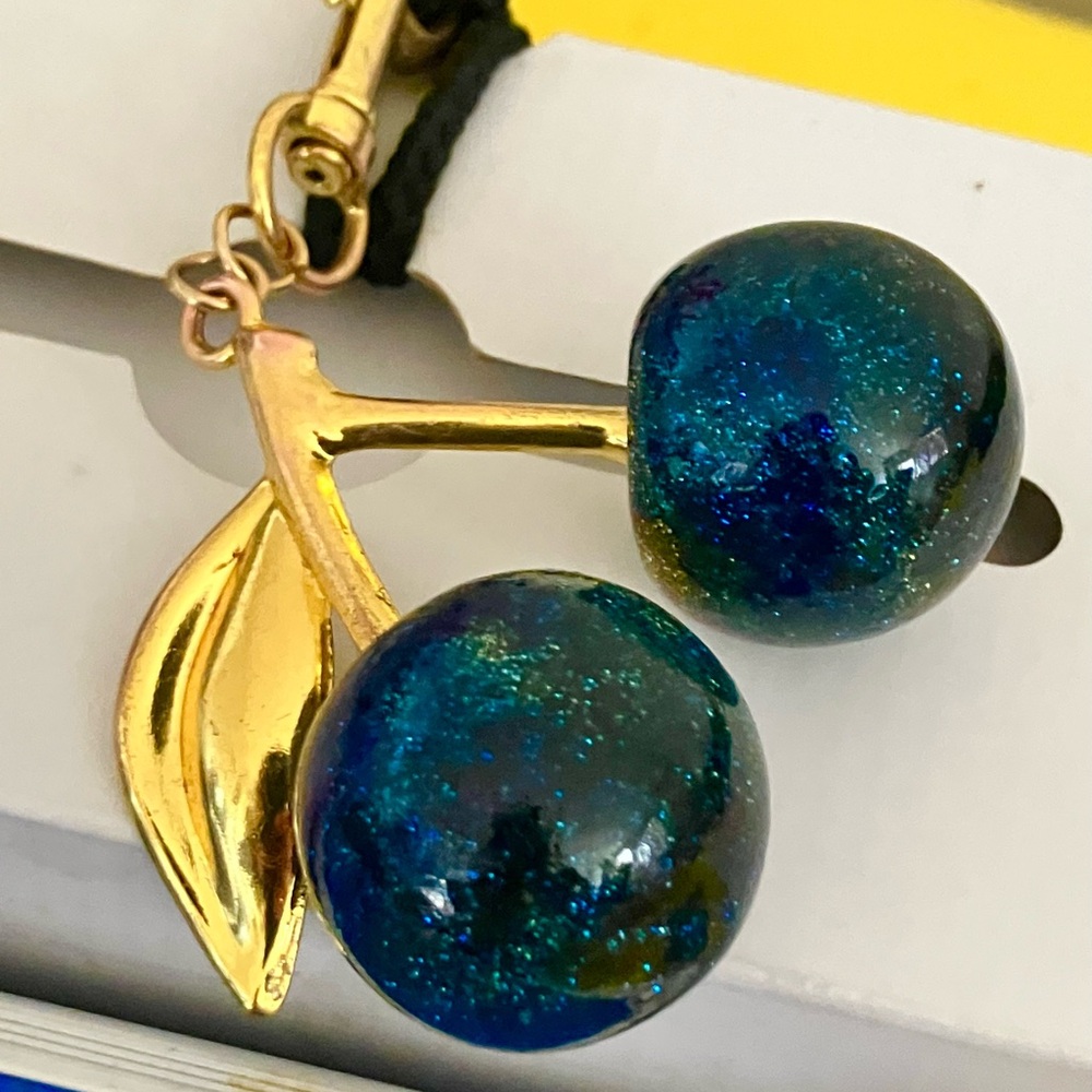Purse fob blueberrries